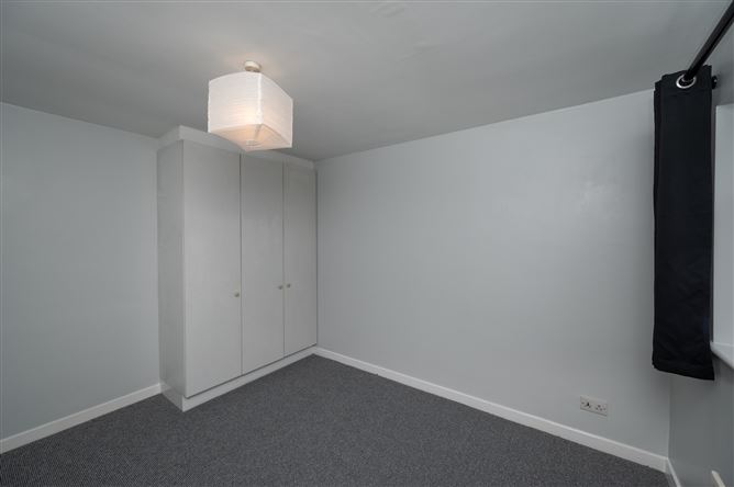 12 Milford, Elm Park, Wilton, Co. Cork