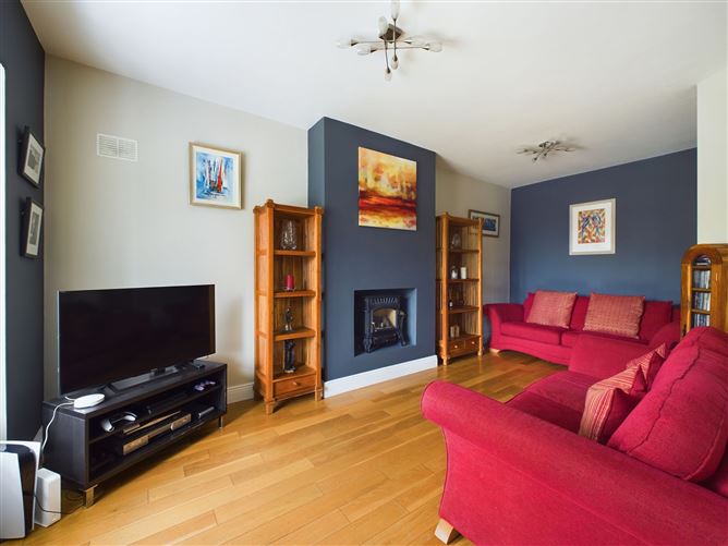 15 Pembroke Heights, Pembroke Wood, Passage West, Cork