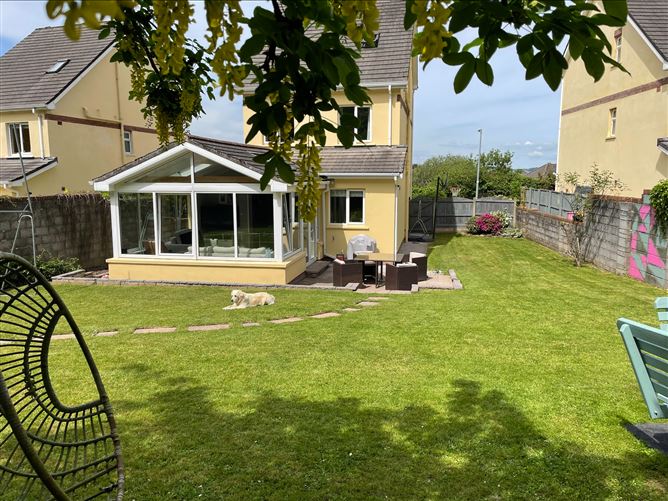 15 Pembroke Heights, Pembroke Wood, Passage West, Cork