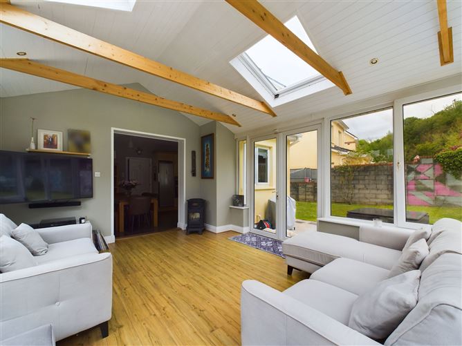 15 Pembroke Heights, Pembroke Wood, Passage West, Cork
