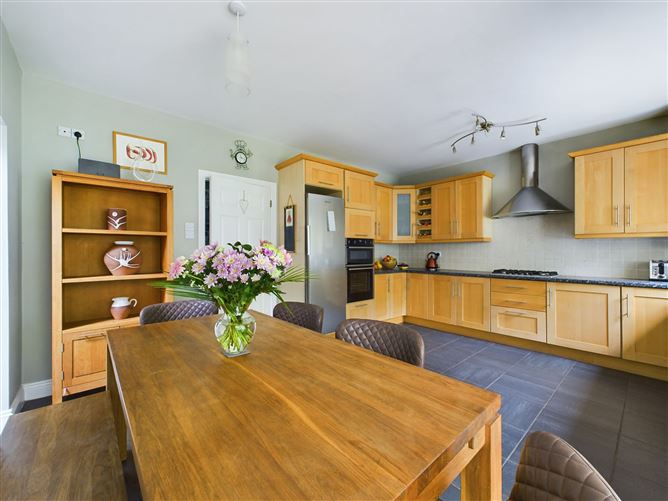 15 Pembroke Heights, Pembroke Wood, Passage West, Cork