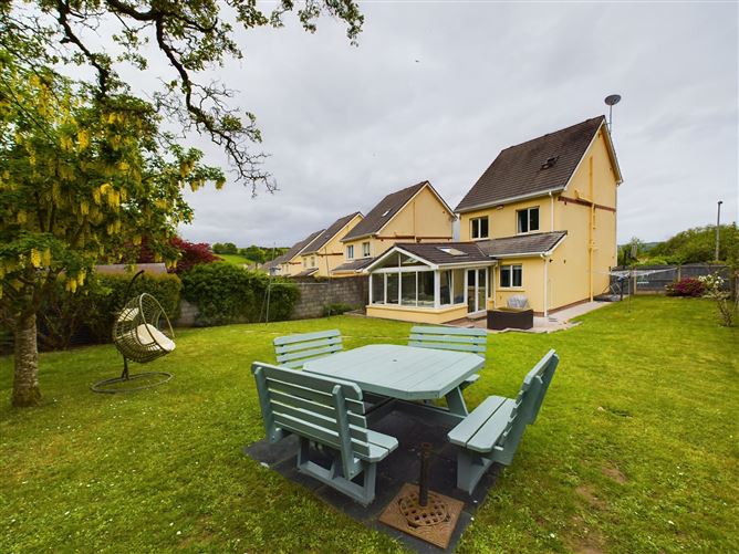15 Pembroke Heights, Pembroke Wood, Passage West, Cork