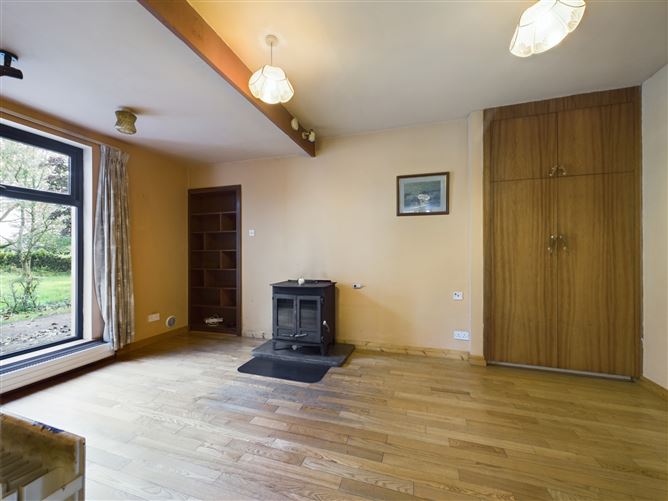 Knockrughill, Spancilhill, Ennis, Co. Clare.