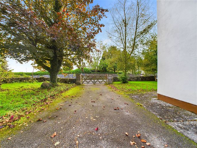 Knockrughill, Spancilhill, Ennis, Co. Clare.