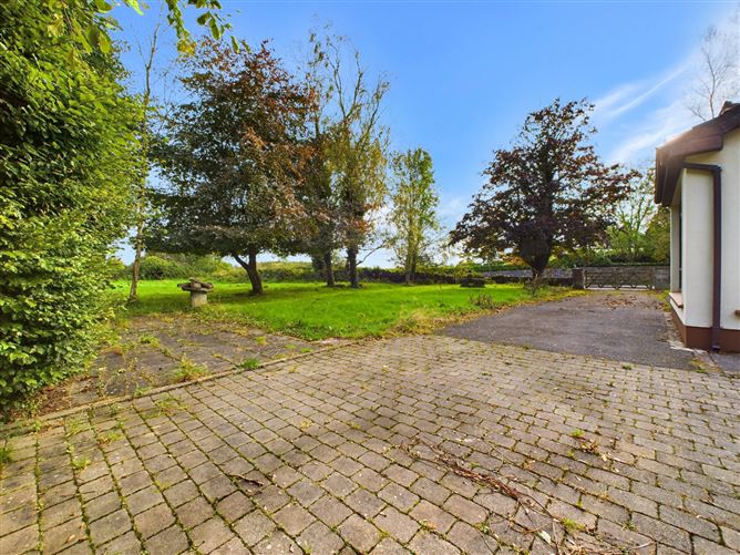 Knockrughill, Spancilhill, Ennis, Co. Clare.