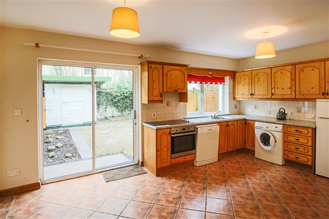 8 Mount Temple Mews, Summerhill, Carrick-On-Shannon, Co. Leitrim