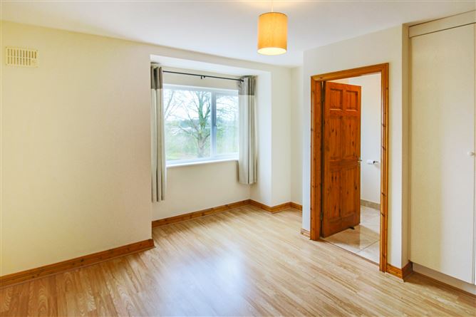 8 Mount Temple Mews, Summerhill, Carrick-On-Shannon, Co. Leitrim