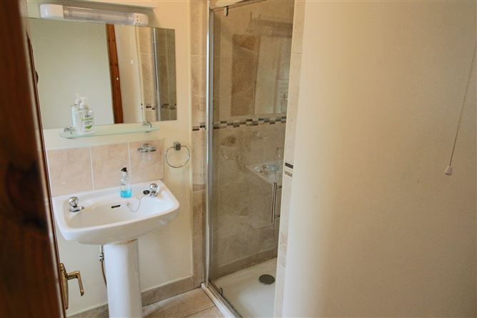 8 Mount Temple Mews, Summerhill, Carrick-On-Shannon, Co. Leitrim