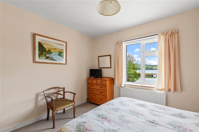 Sunny Glen, Droum, Glandore Road, Leap, Co. Cork