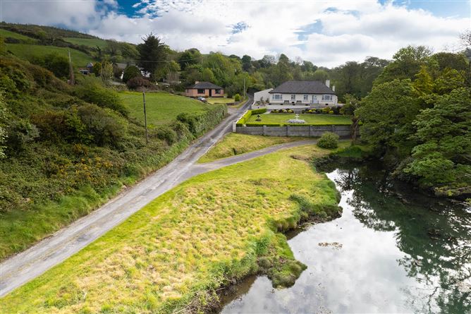 Sunny Glen, Droum, Glandore Road, Leap, Co. Cork