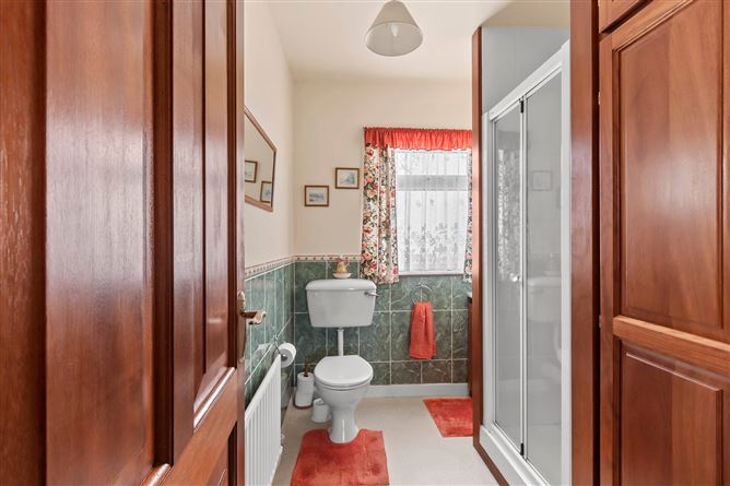 Sunny Glen, Droum, Glandore Road, Leap, Co. Cork