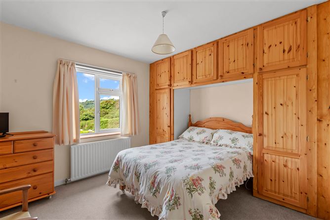 Sunny Glen, Droum, Glandore Road, Leap, Co. Cork