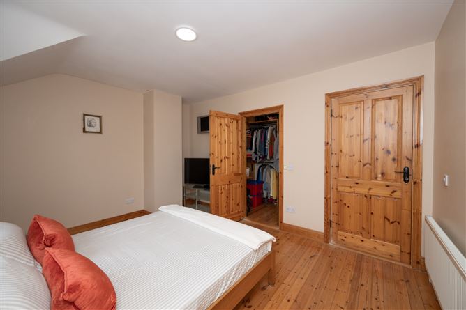 Shaula, 7 Grange Road, Grange Manor, Ovens, Co. Cork