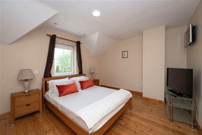 Shaula, 7 Grange Road, Grange Manor, Ovens, Co. Cork