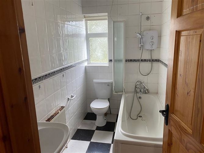 Knockroe, Dunmore, Tuam, Co. Galway