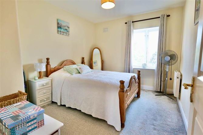 2e An Dun, Church Road, Raheen, Limerick