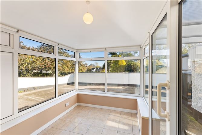 Moatefield, 21 Prospect Lawn, Cabinteely, Dublin 18