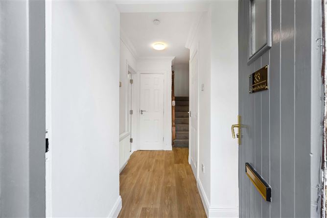 33 Bishops Orchard, Tyrrelstown, Dublin 15