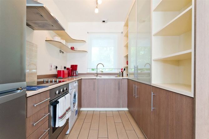 4 Drayton Close, Monkstown, Co. Dublin