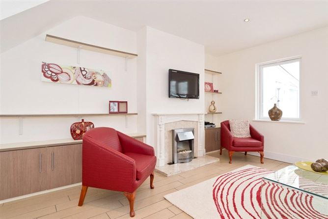 4 Drayton Close, Monkstown, Co. Dublin