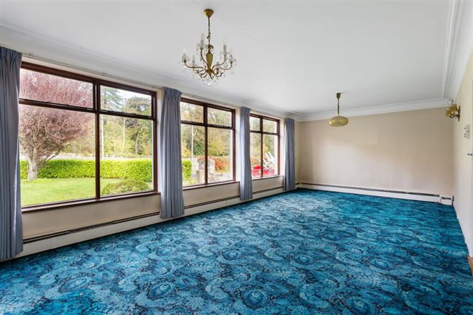2 Lucan Lodge, Leixlip Road, Lucan, Dublin