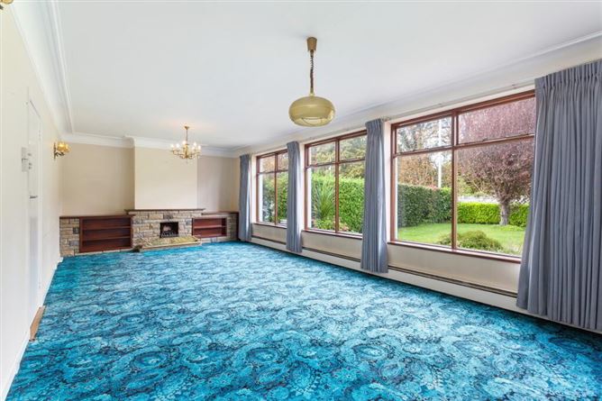2 Lucan Lodge, Leixlip Road, Lucan, Dublin
