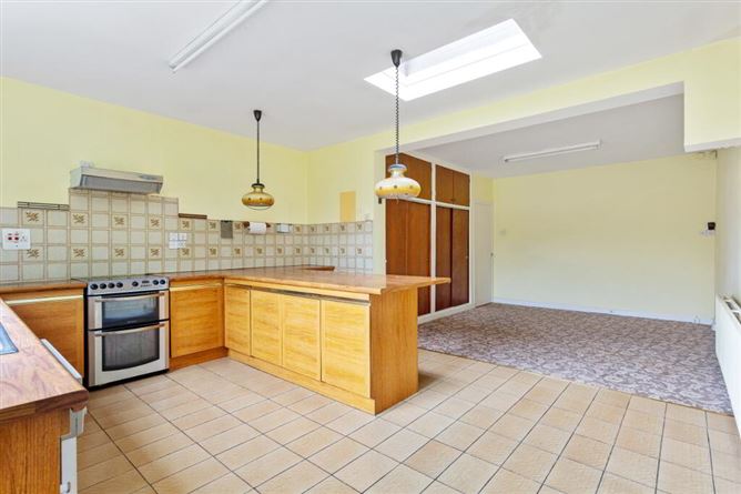 2 Lucan Lodge, Leixlip Road, Lucan, Dublin