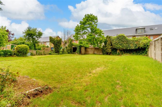 71 Whitebarn Road, Churchtown, Dublin 14