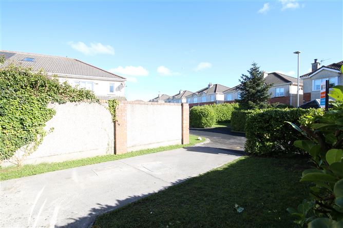16 The Green, Pheasant Run, Dublin 15, Clonee, Dublin 15