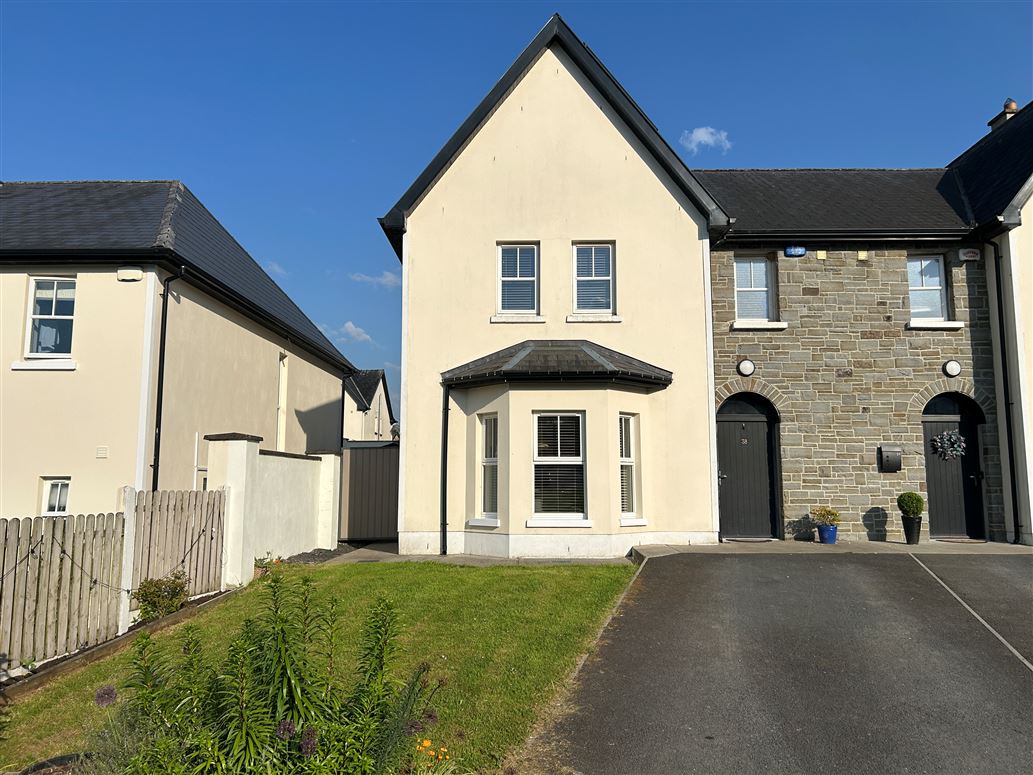 38 The Rise, Arda Na Deirge, Killaloe, Clare