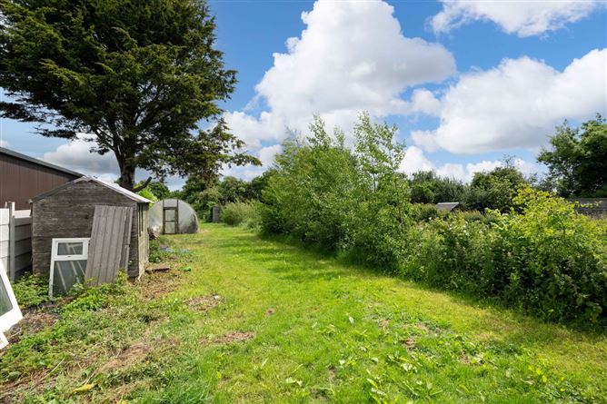 Photo 30 of 31 — 4 Cooldrinagh Cottages, Cooldrinagh Lane, Lucan, Co. Dublin