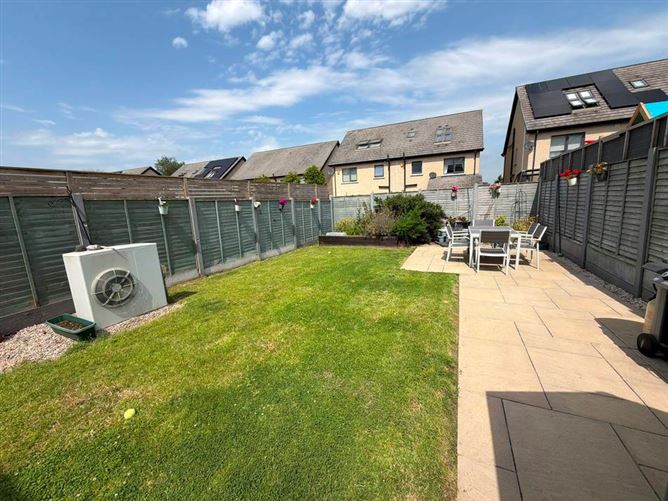 Photo 25 of 29 — 28 Maydenhayes Crescent, Donacarney, Co. Meath