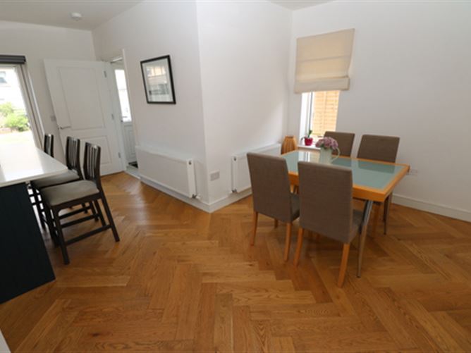 Photo 5 of 29 — 28 Maydenhayes Crescent, Donacarney, Co. Meath