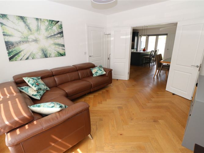 Photo 11 of 29 — 28 Maydenhayes Crescent, Donacarney, Co. Meath