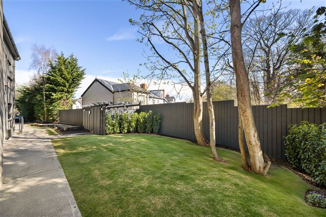 Photo 23 of 24 —  Apt 15 Errigal House, Eglinton Court, Donnybrook, Dublin 4