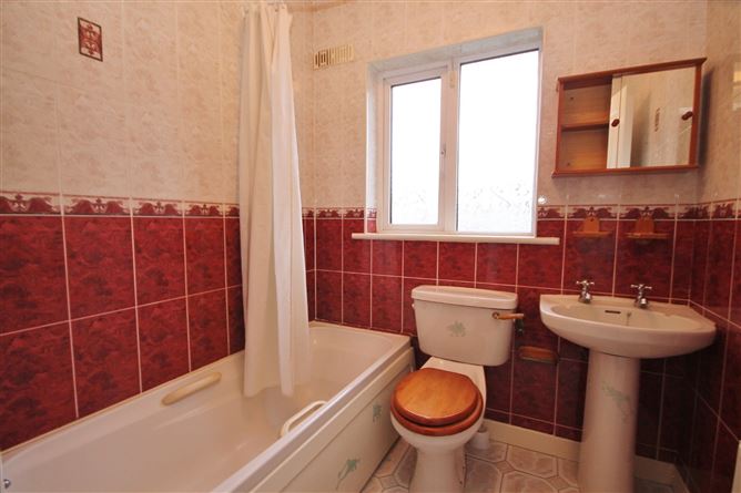 31 Foxborough Drive, Lucan, Co. Dublin