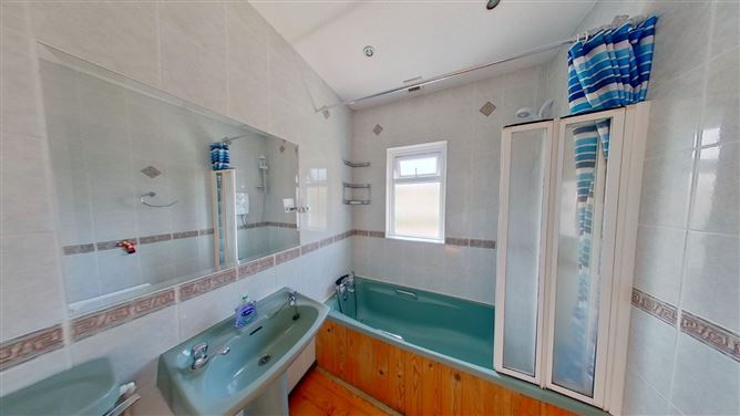 10 The Green, Woodbrook Glen, Bray, Co. Wicklow