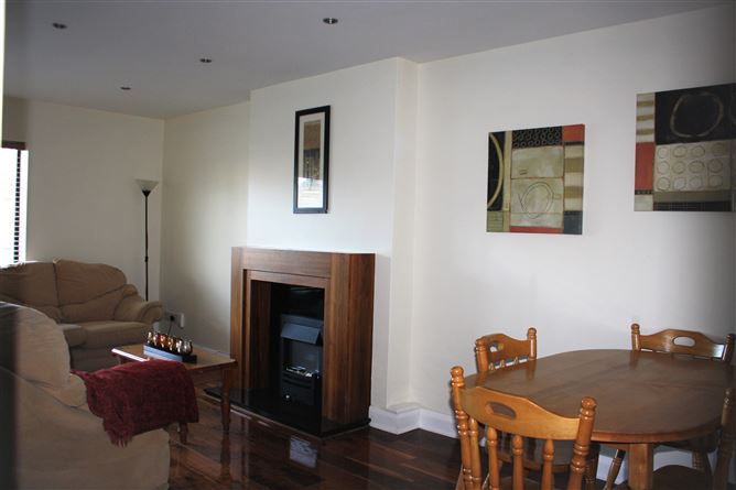 7 Abhainn Na Rí, Oranmore, Galway
