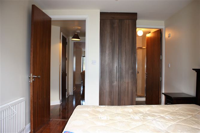 7 Abhainn Na Rí, Oranmore, Galway