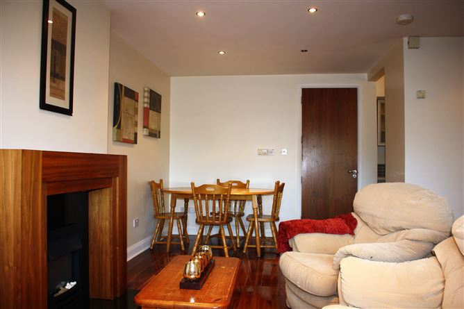 7 Abhainn Na Rí, Oranmore, Galway
