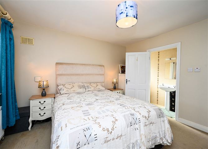 5 Forest Park, Upper Kilmoney Road, Carrigaline, Cork