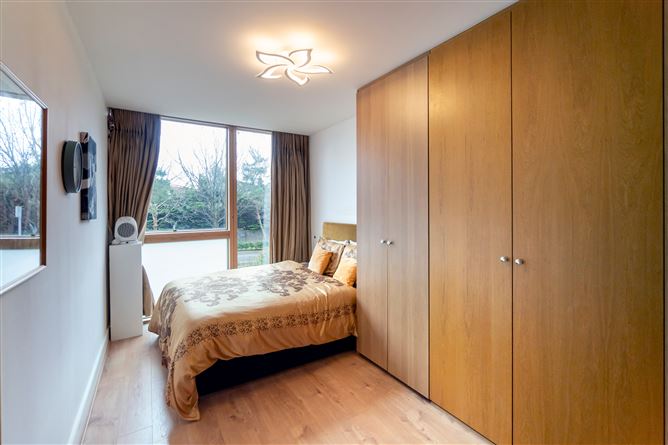 53 The Links, Elm Park , Ballsbridge, Dublin 4