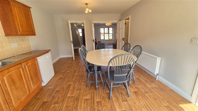 12 Castlepark, Castlerock, Bunclody, Wexford