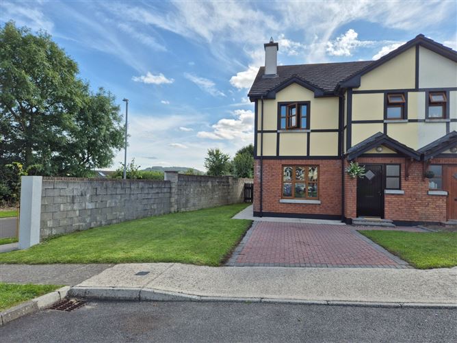 12 Castlepark, Castlerock, Bunclody, Wexford