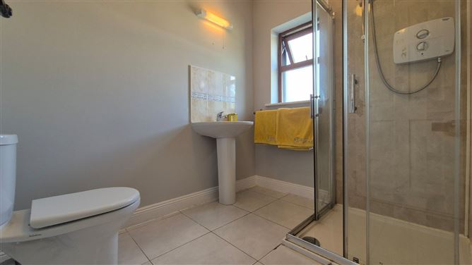 12 Castlepark, Castlerock, Bunclody, Wexford