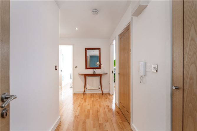 65 The Dickens, The Gasworks, South Lotts Road, Dublin 4, Dublin