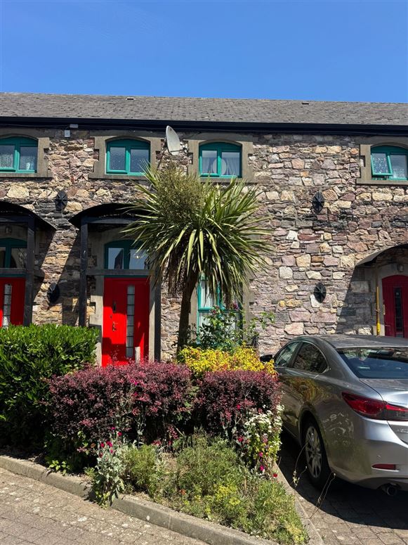 25 The Pillar, King St., Wexford Town, Co. Wexford