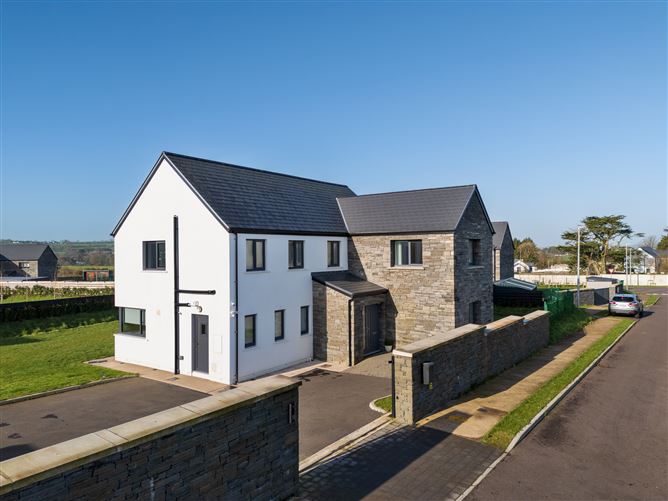 39 Earls Well, Waterfall, Cork