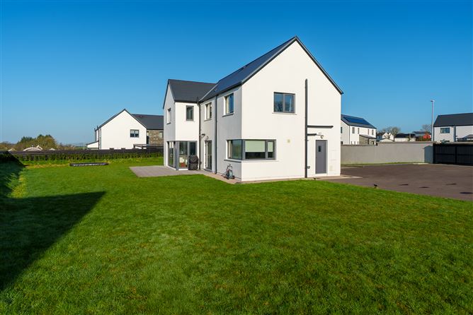 39 Earls Well, Waterfall, Cork