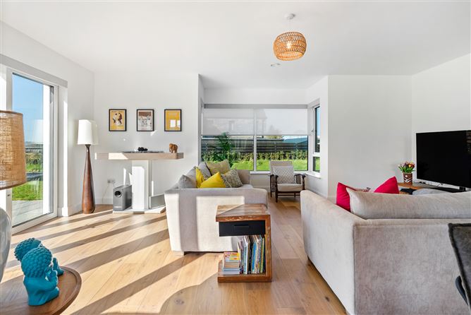 39 Earls Well, Waterfall, Cork